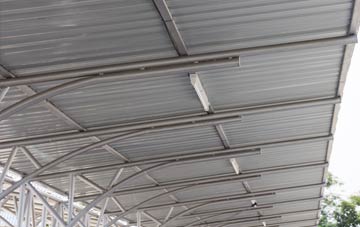 installing Yelland metal roofing